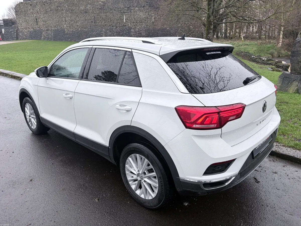 Volkswagen T-Roc Design 2018 - Image 2