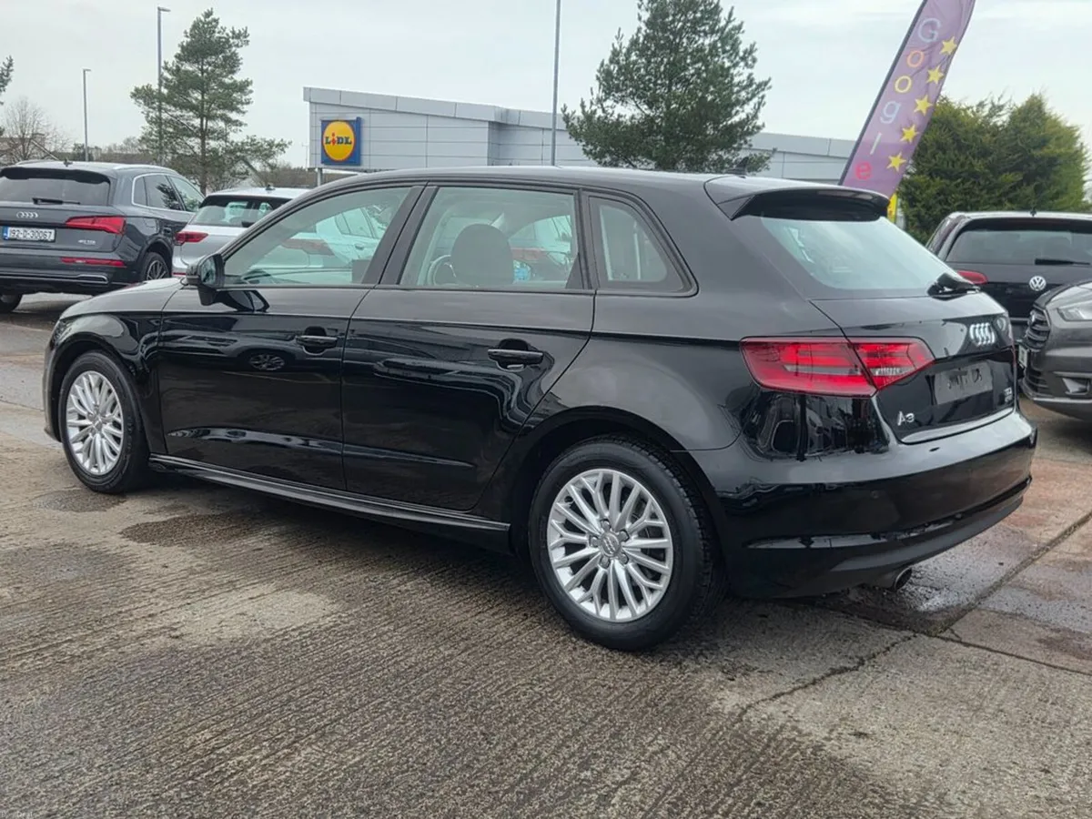 Audi A3 1.6 TDI SE Technik Ultra 110PS 5DR - Image 4