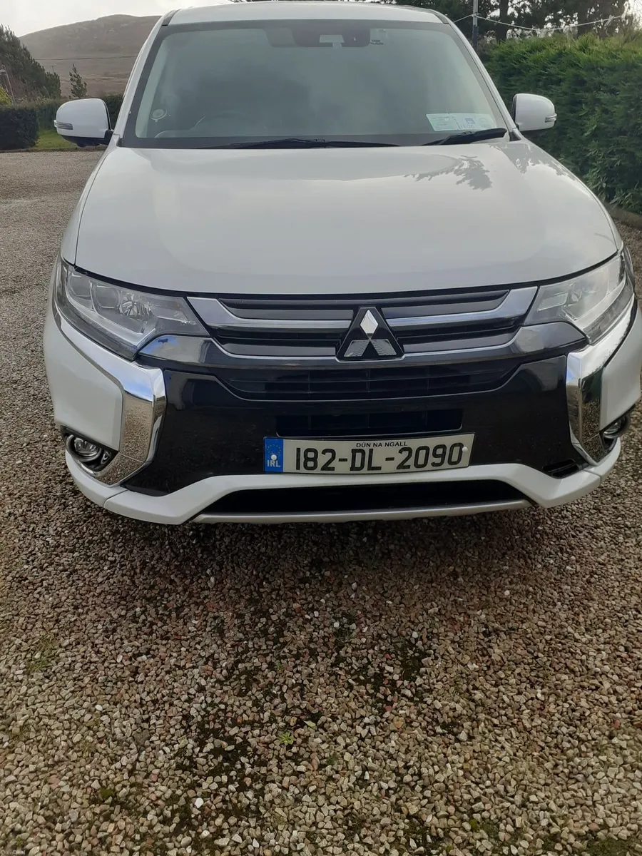 Mitsubishi Outlander 2018 - Image 1