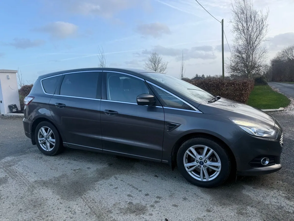 Ford Smax 2017 ( 7 seater ) - Image 2