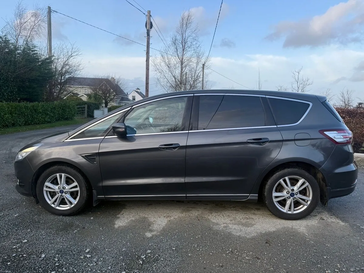 Ford Smax 2017 ( 7 seater ) - Image 3