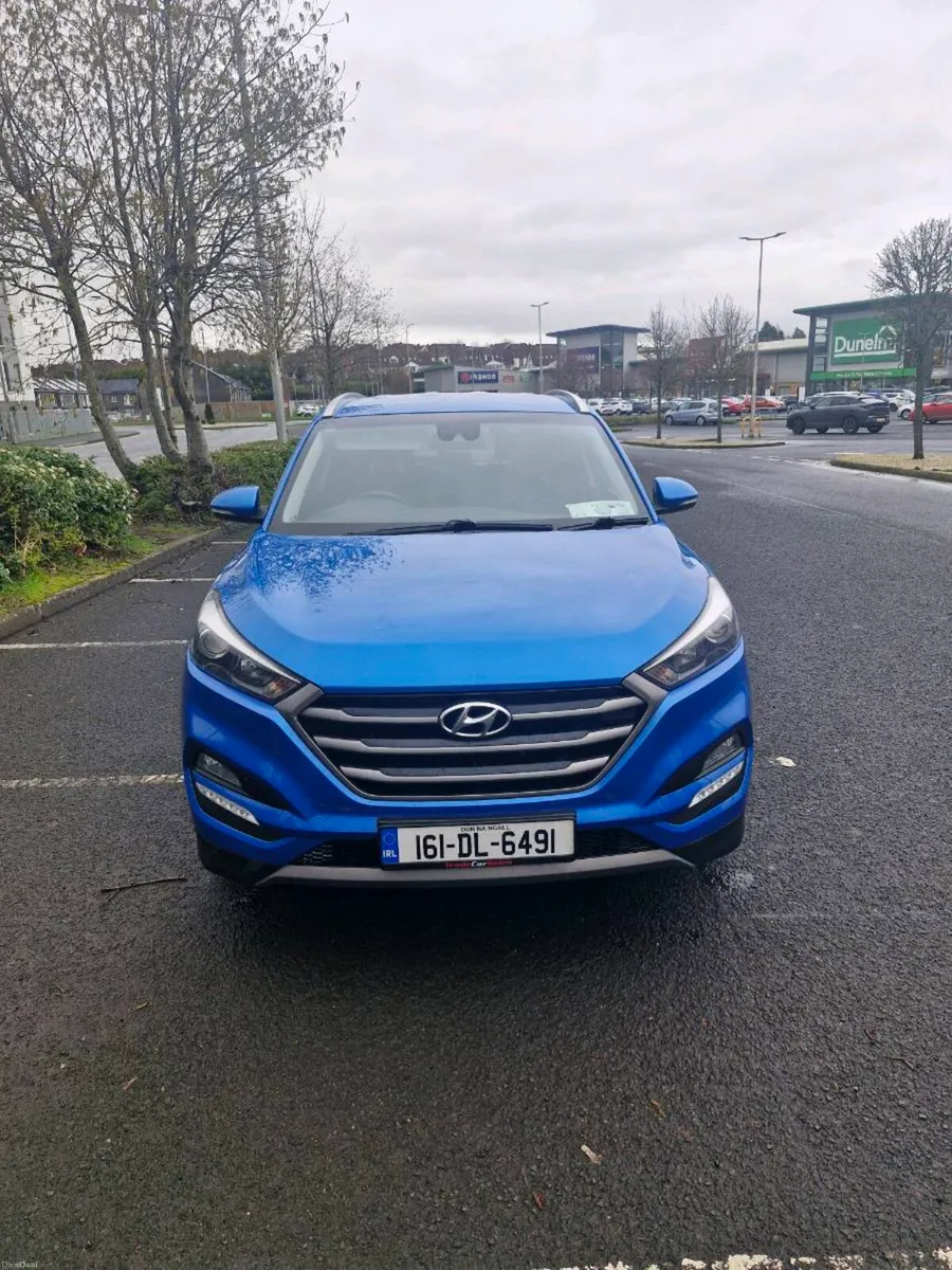 2016 Hyundai Tuscan - Image 3