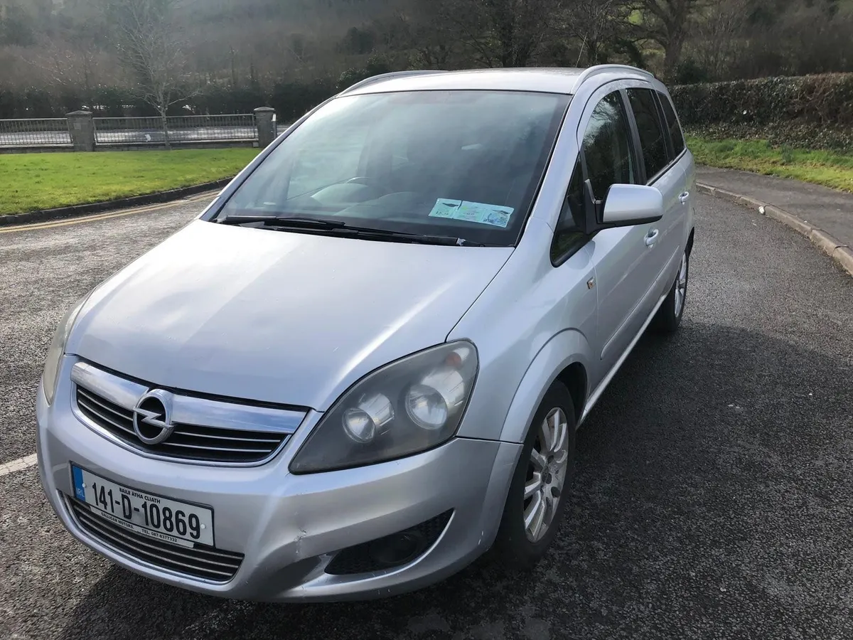 Opel Zafira 2014 - Image 1