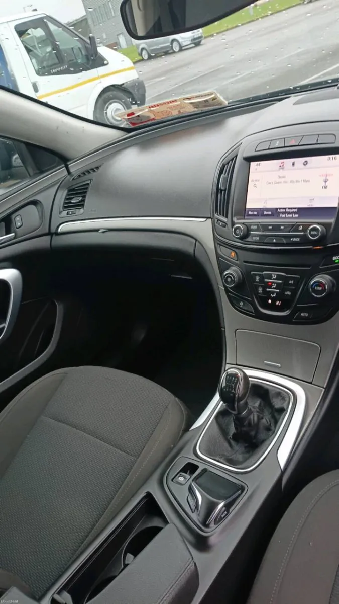 Opel insigna - Image 4