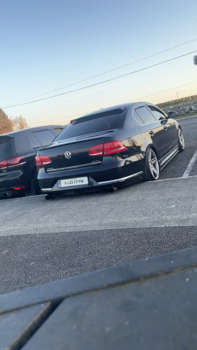2011 B7 Passat 2L - Image 1