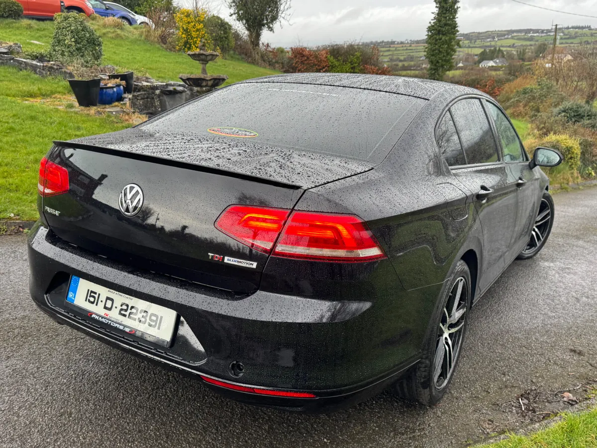 Volkswagen Passat 2015 diesel - Image 2