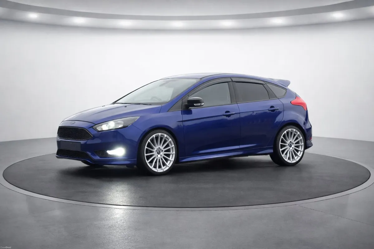 Ford Focus Zetec S /St Line 152 - Image 1