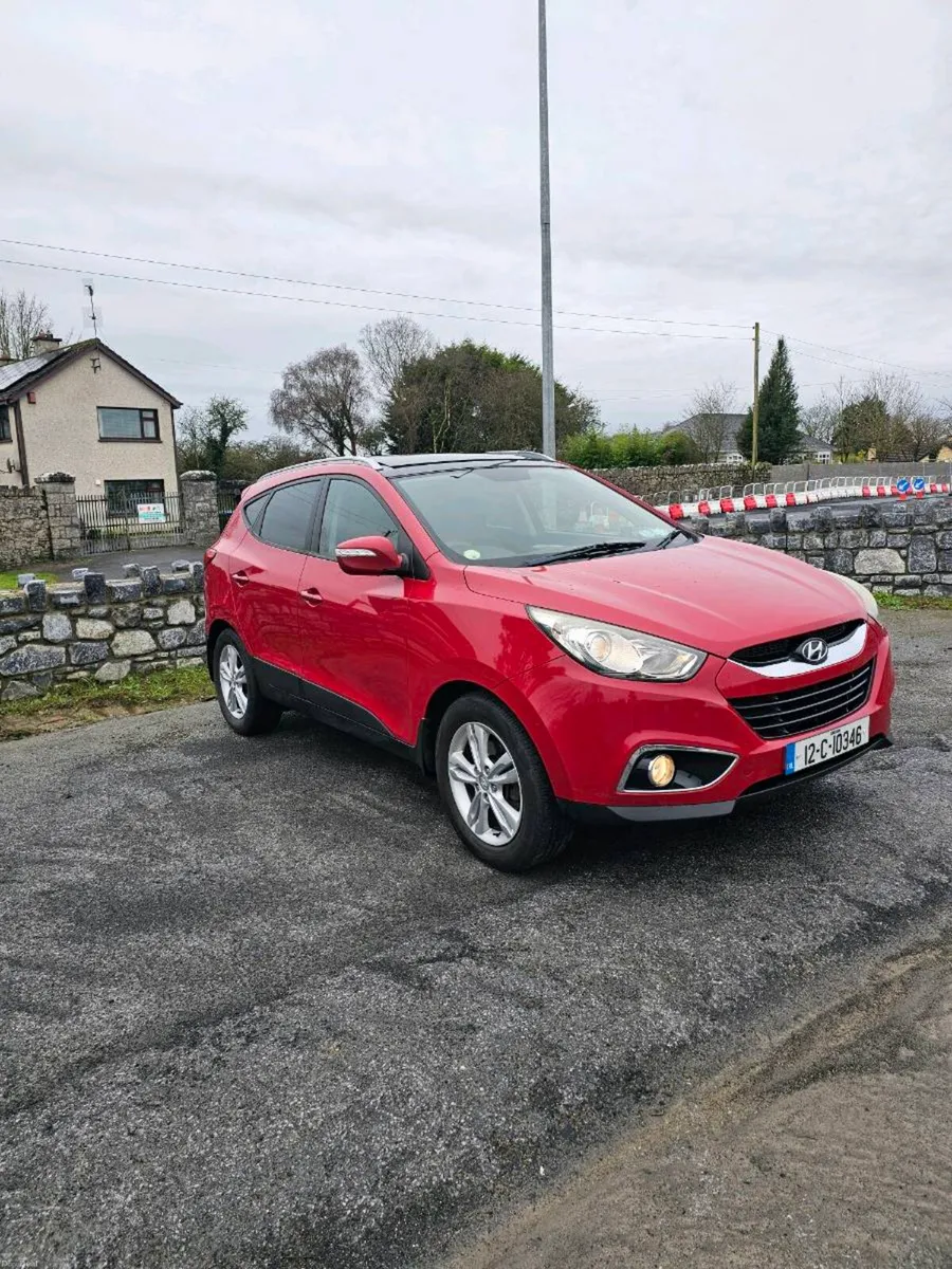 Hyundai ix35 4x4 2012 nct and tax € 3100 - Image 1