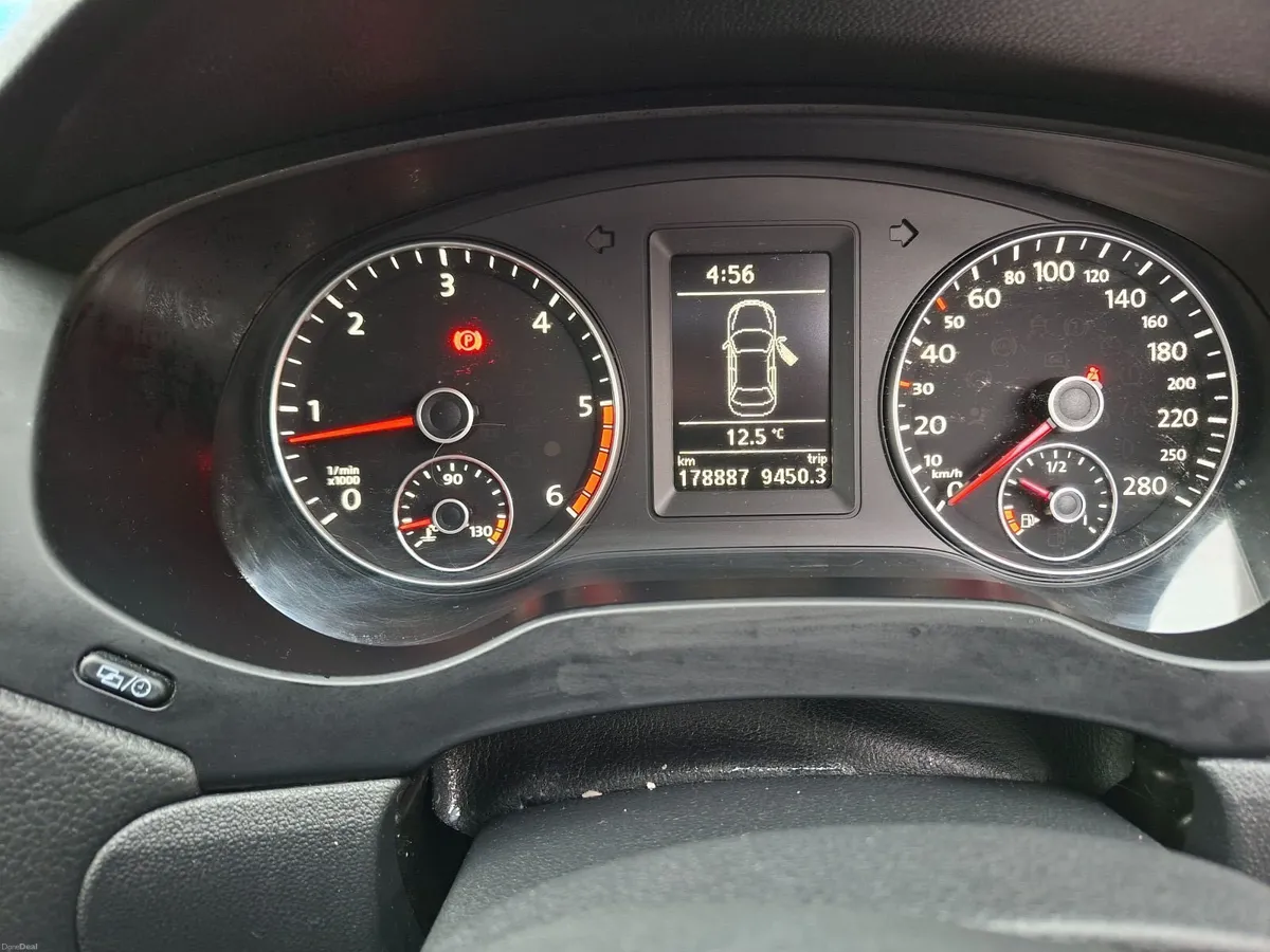 Volkswagen Jetta 2014 - Image 3