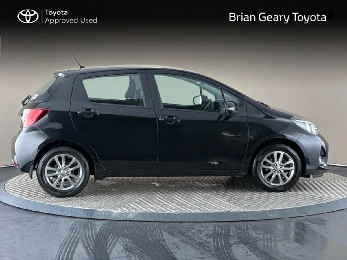 Toyota Yaris 1.0 5DR LUNA - Image 3