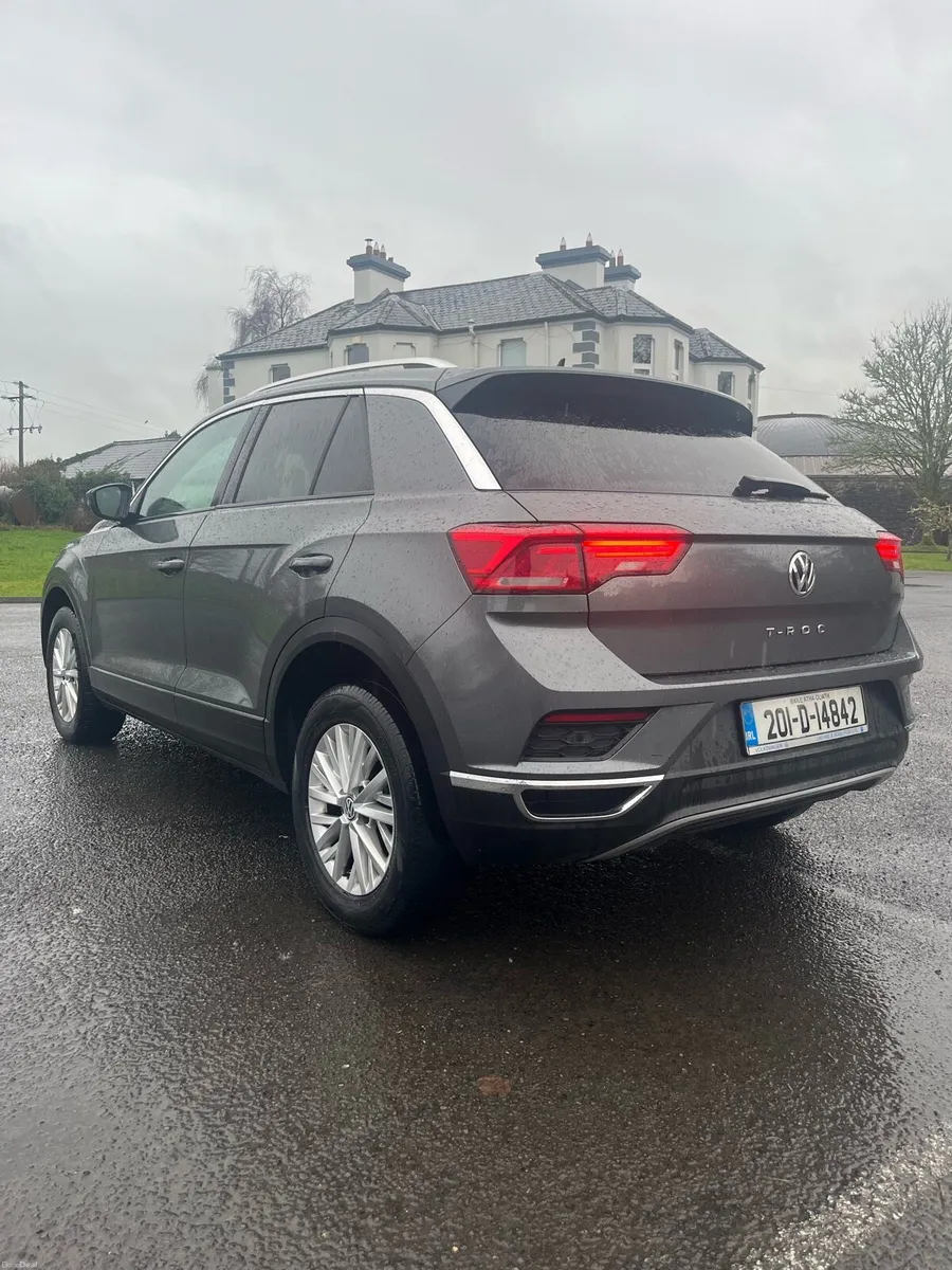 2020 Volkswagen T-Roc 1.6 TDI Design – Manual - Image 4
