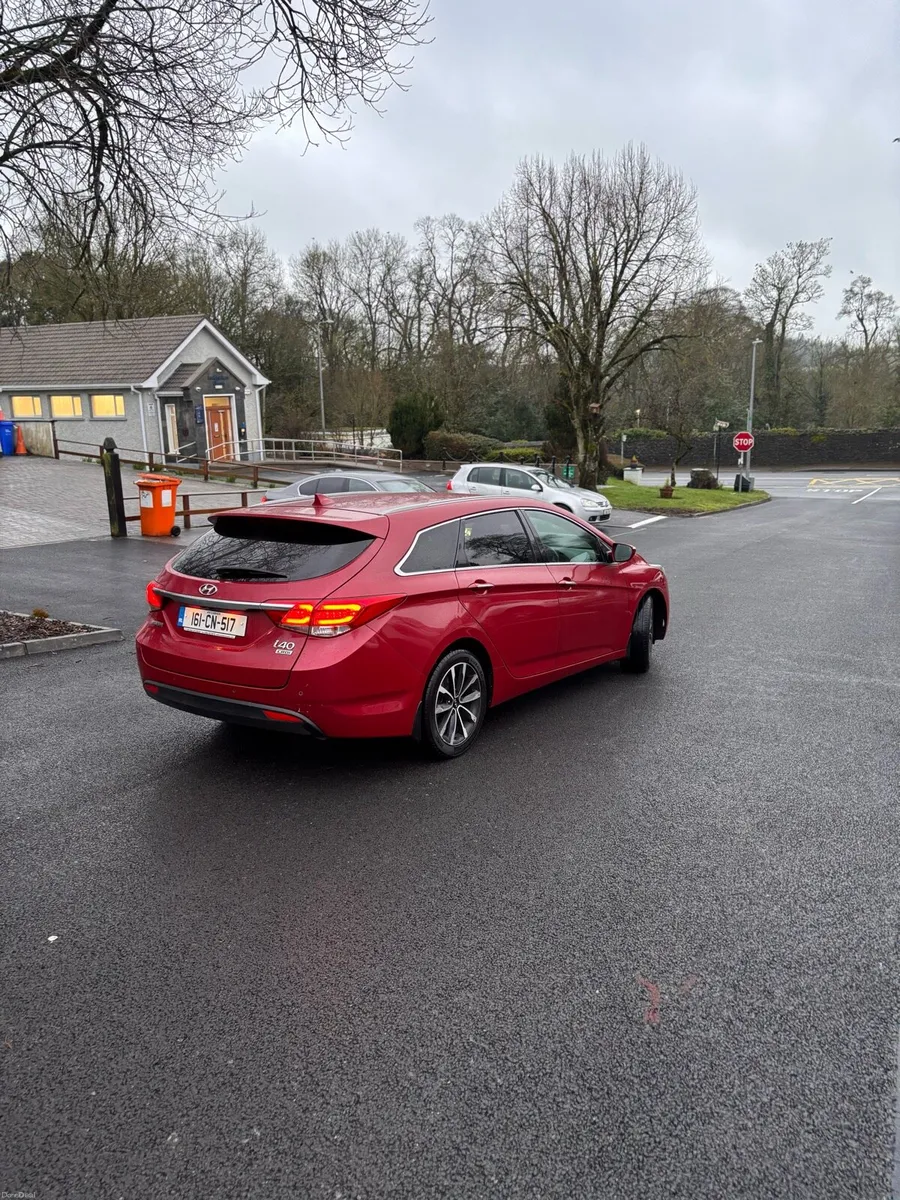 Hyundai i40 1.7CRDi NCT 01/2026 - Image 2
