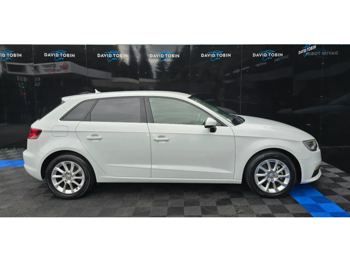 Audi A3 1.4 TFSI AUTO/REVERSING CAMERA - Image 3