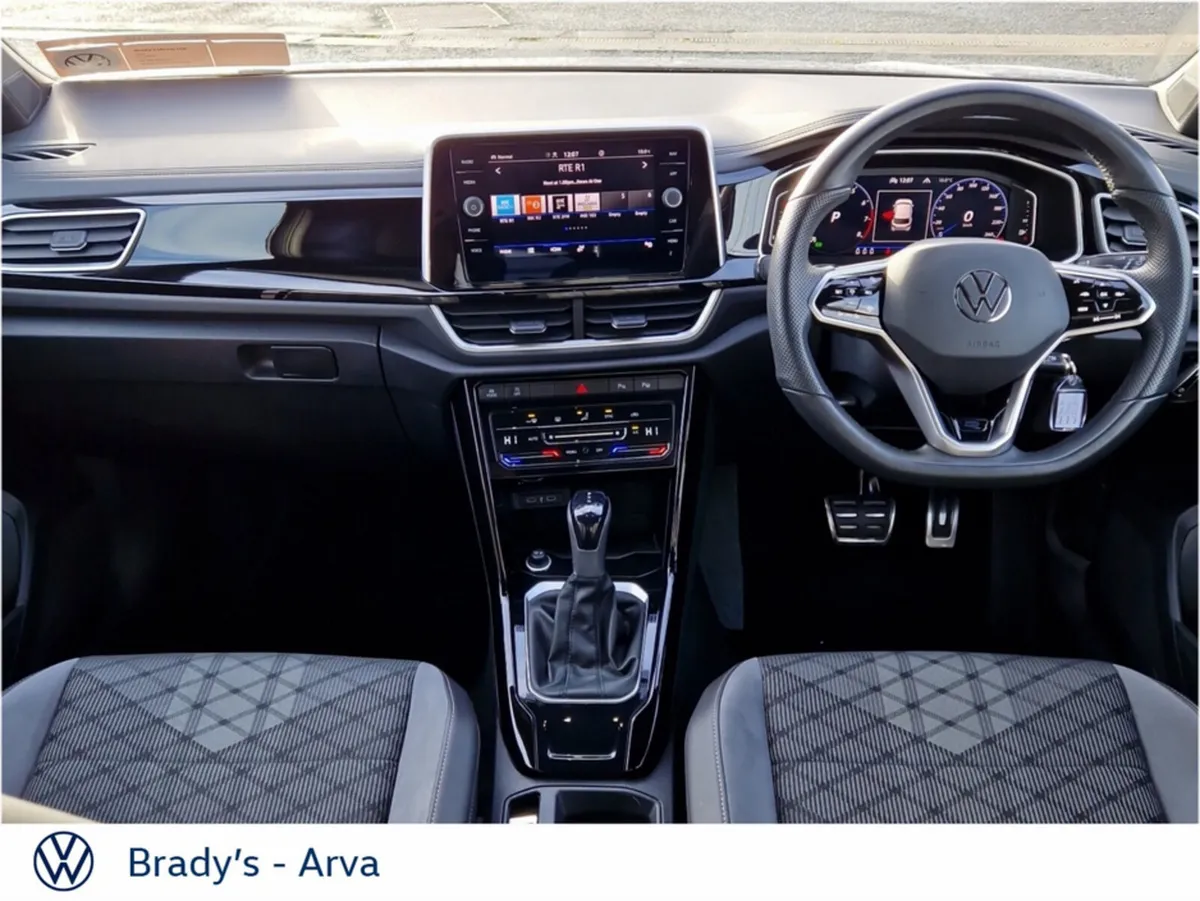 Volkswagen T-Roc R-LINE 1.5 TSI 150BHP D7F 5DR - Image 2