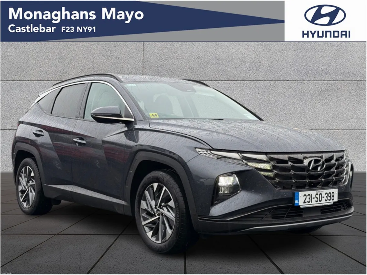 Hyundai Tucson EXECUTIVE PLUS 1.6 DIESEL 5DR - Image 1