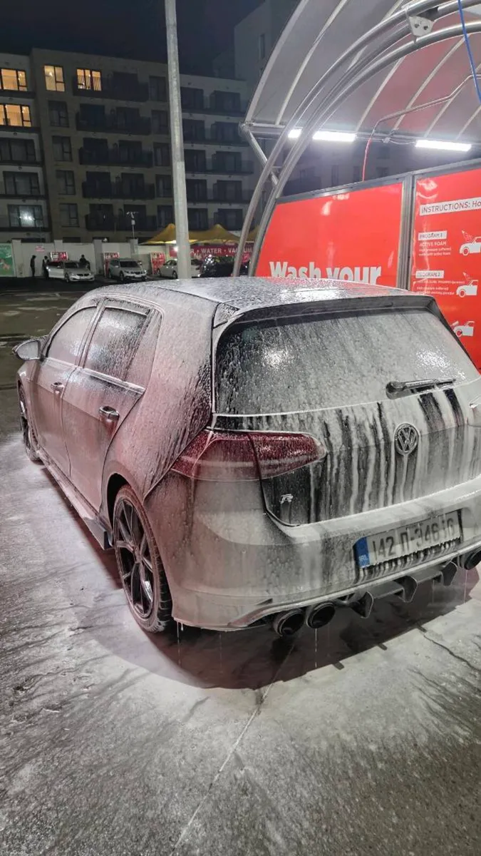 VW Golf R Top Spec FSDH - Image 3