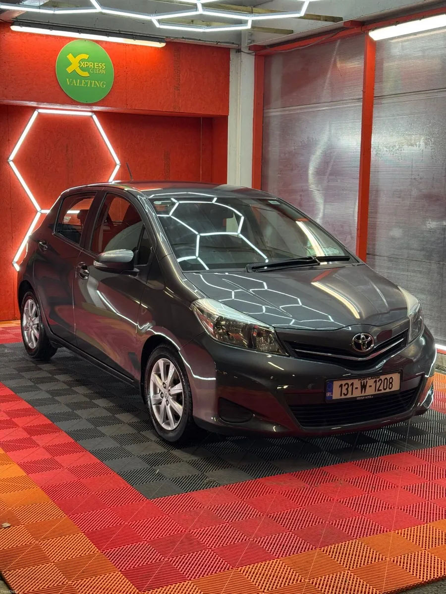 Toyota Yaris 2013 - Image 1