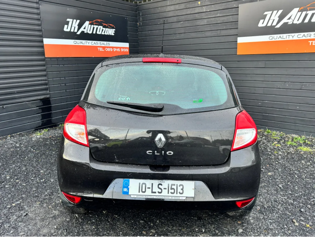 Renault Clio 1.1 16V ROYALE ETHANOL 3DR - Image 4