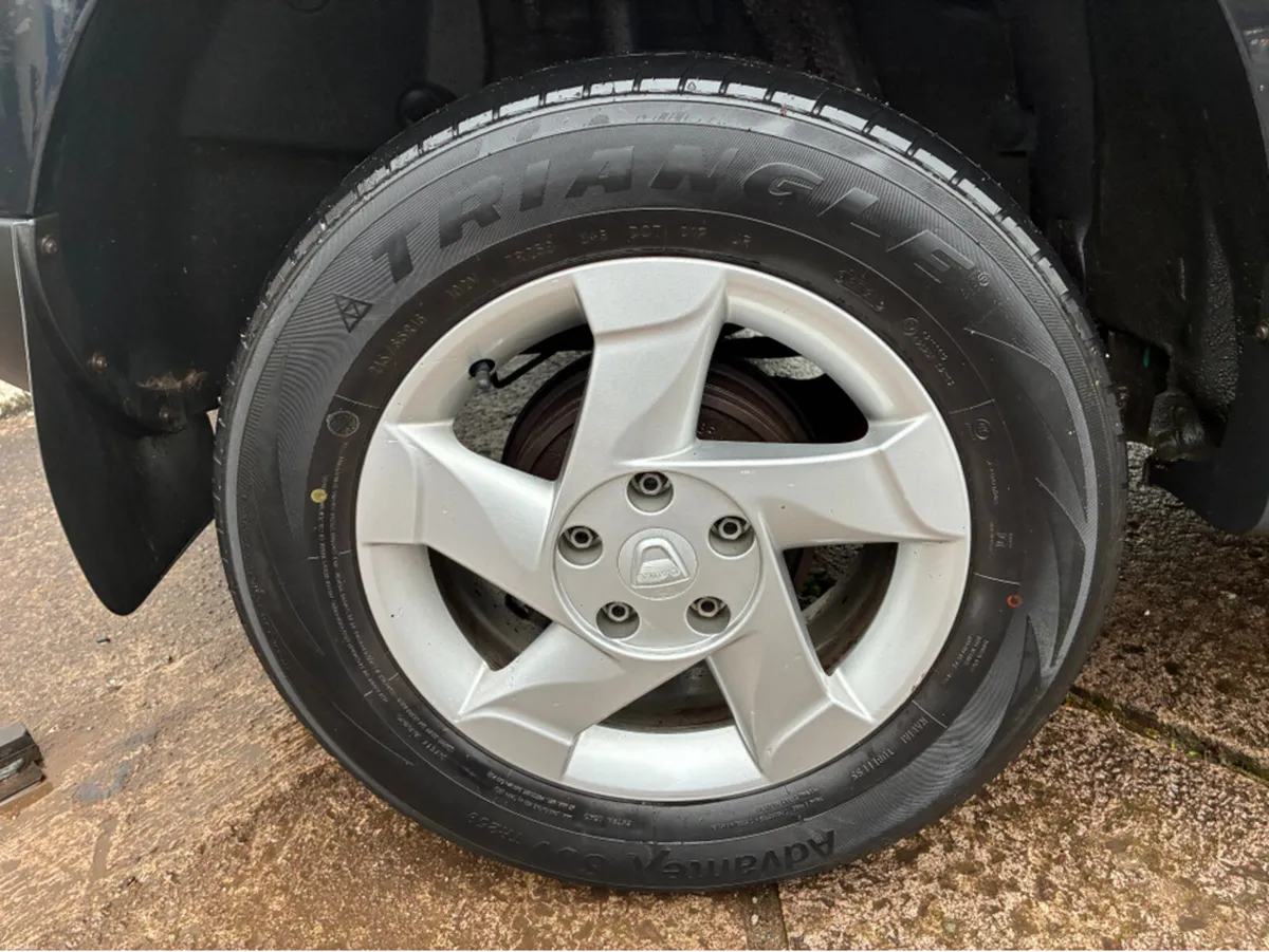 Dacia Duster SIGNATURE 1.5DCI 110 5DR 1.5 DCI 4 - Image 6