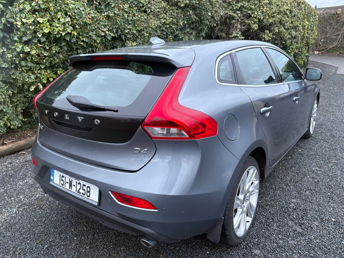 Volvo V40 2015 2.0 Diesel - Image 3