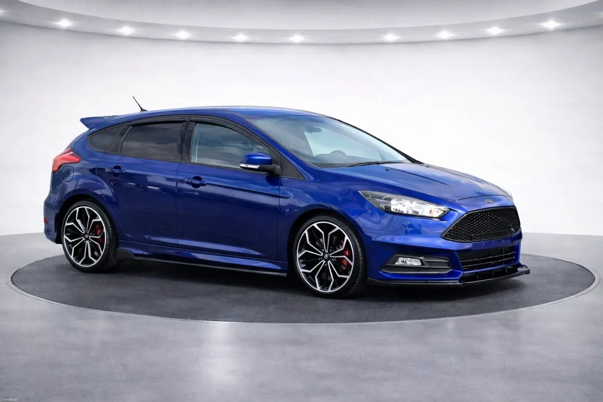 Ford Focus St Line 2018 - Image 3