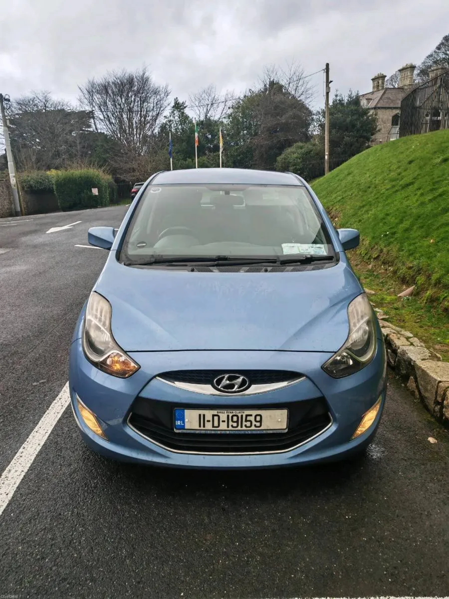 11 Hyundai IX20 1.6Auto petrol FSH tax&test26 Mint - Image 3