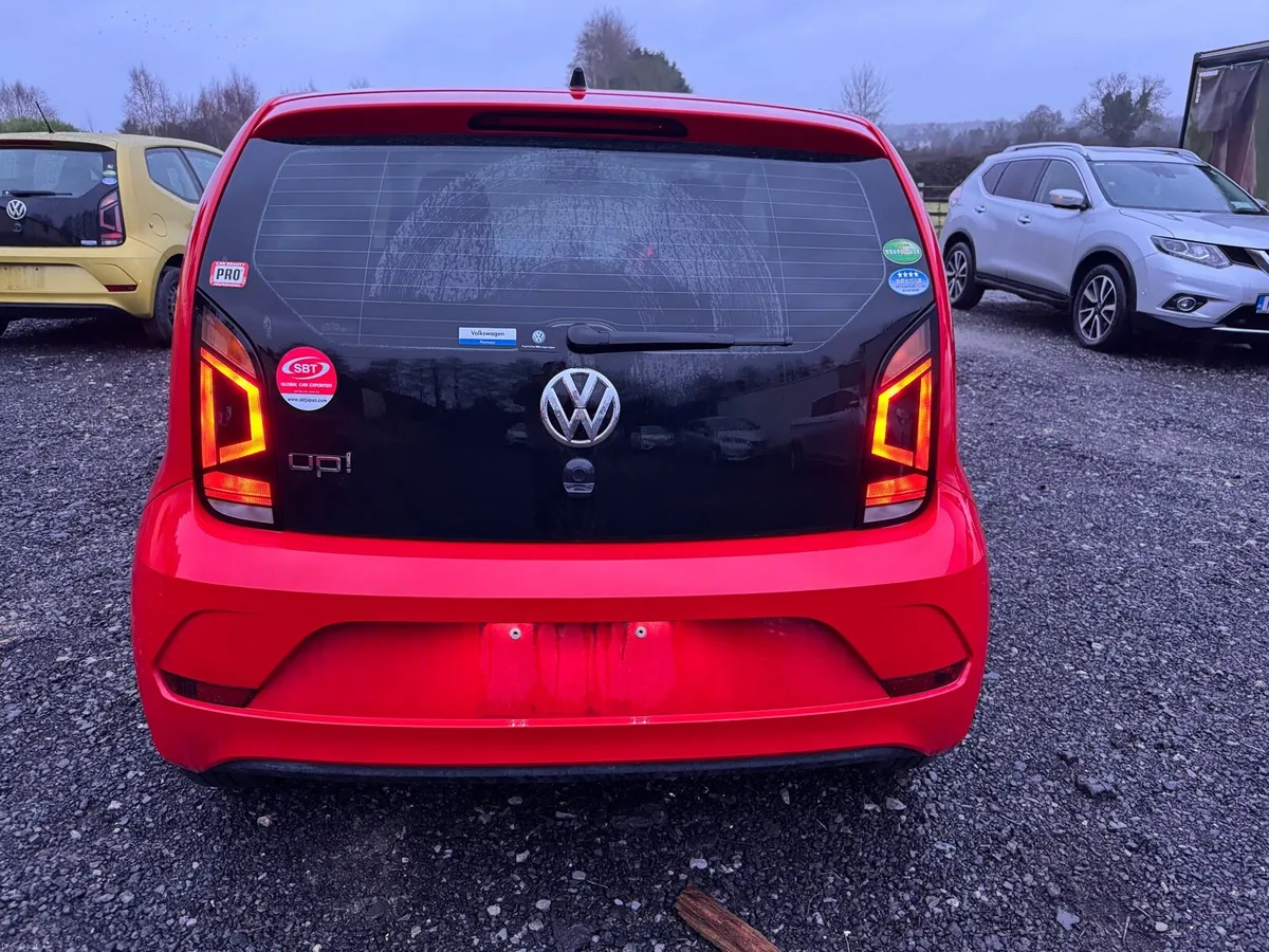 VW UP 182 - Image 3