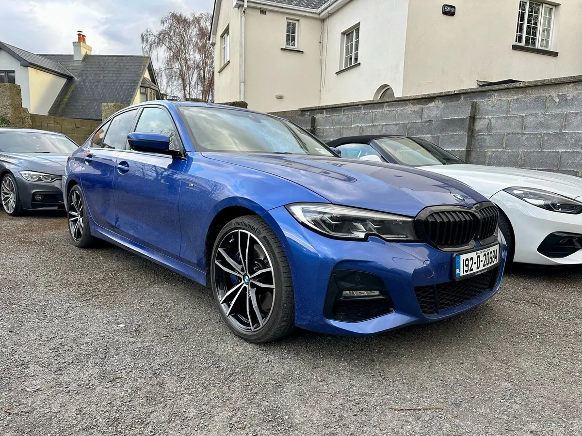 BMW 330e MSPORT, *HIGH SPEC* - Image 1