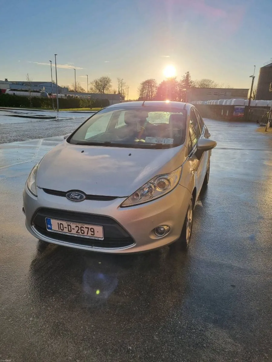 Reliable, clean Fiesta - Image 1