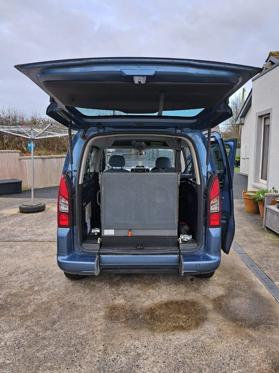 Citroen Berlingo Multispace 2013 wheel chair acces - Image 3