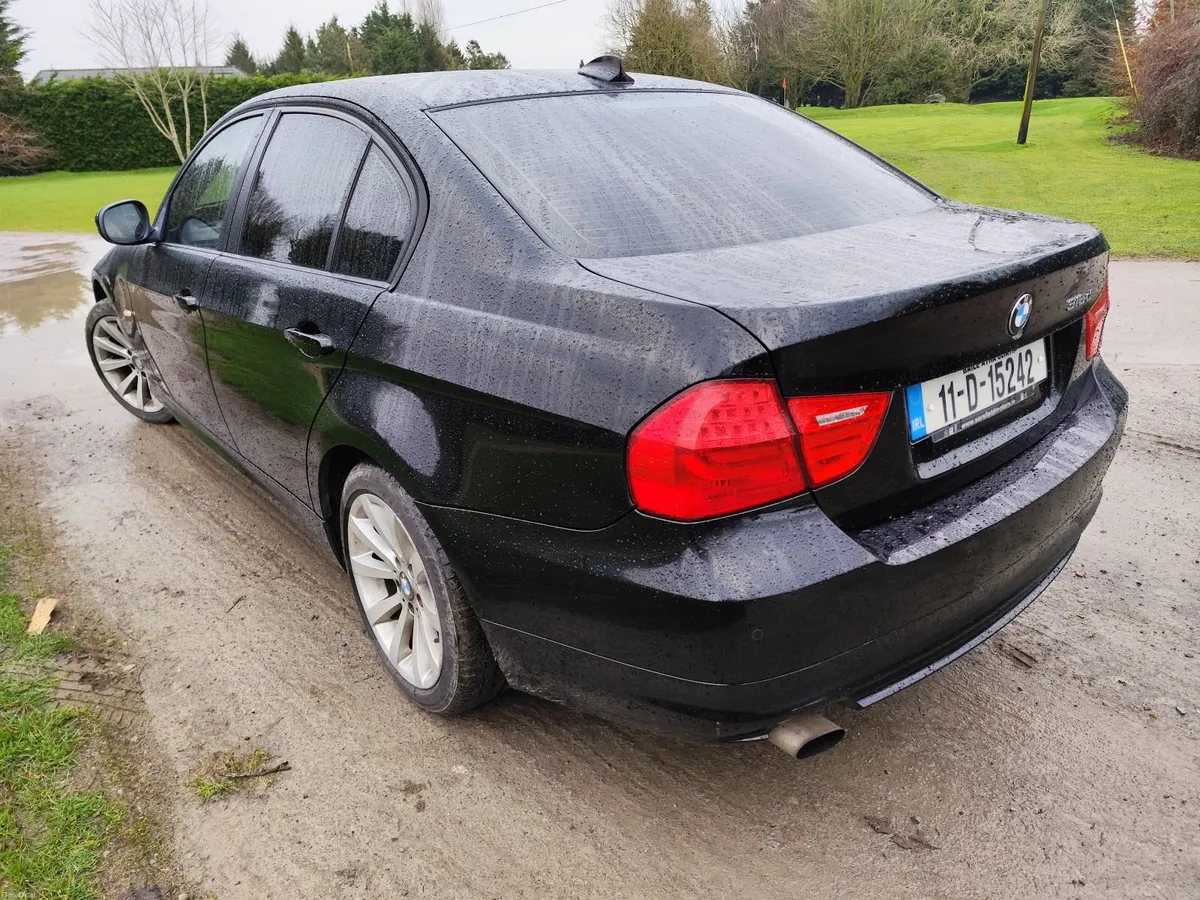 BMW 3-Series 2011 316D - Image 3