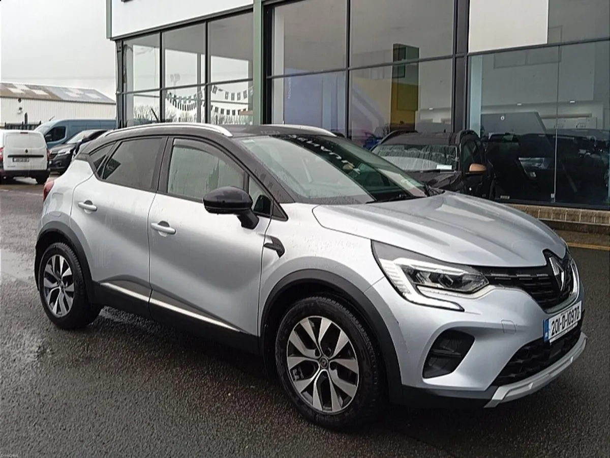 Renault Captur TCe 100 Iconic - Image 1