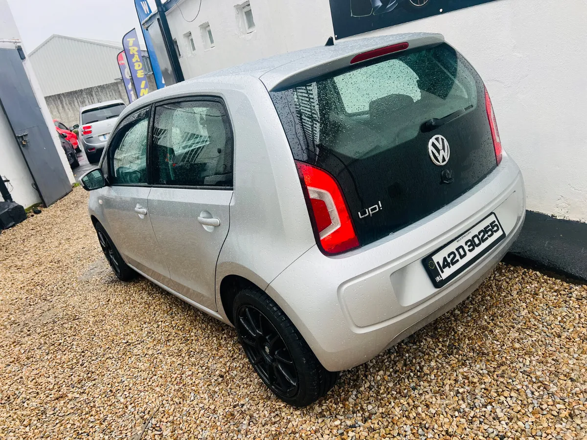 2014 Volkswagen up 1.0 Automatic **low kms** - Image 4