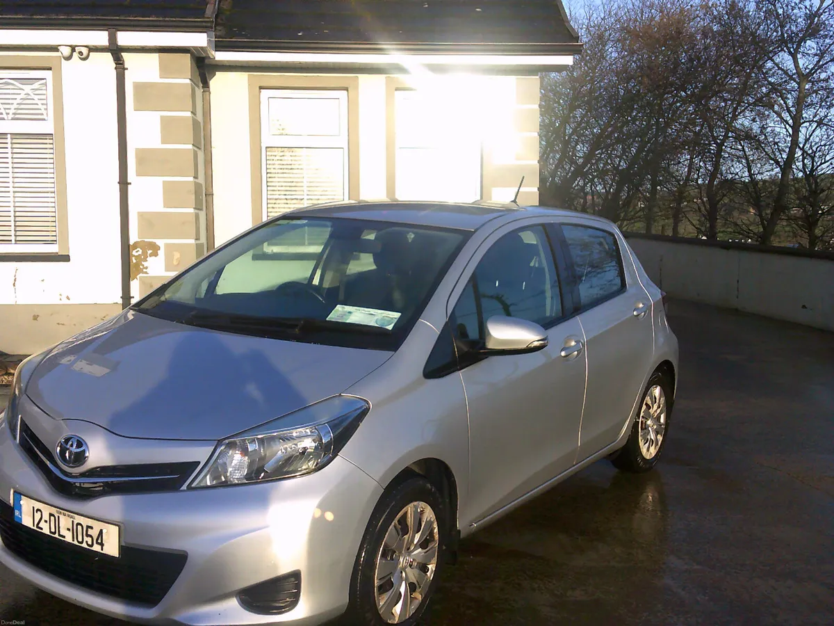 Toyota Yaris 2012 - Image 3