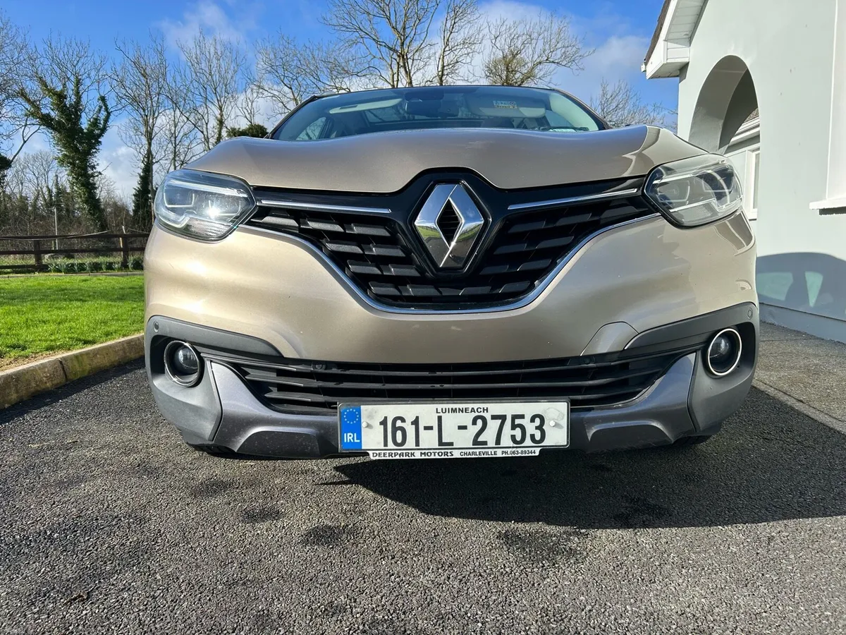 High-spec 2016 Renault Kadjar Signature - Image 2