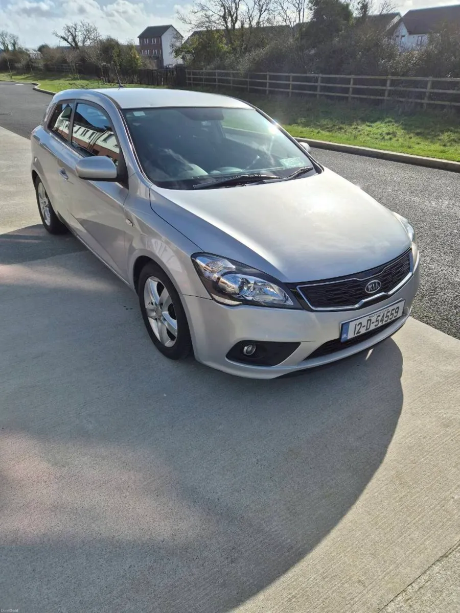 Kia Ceed low milage - Image 1