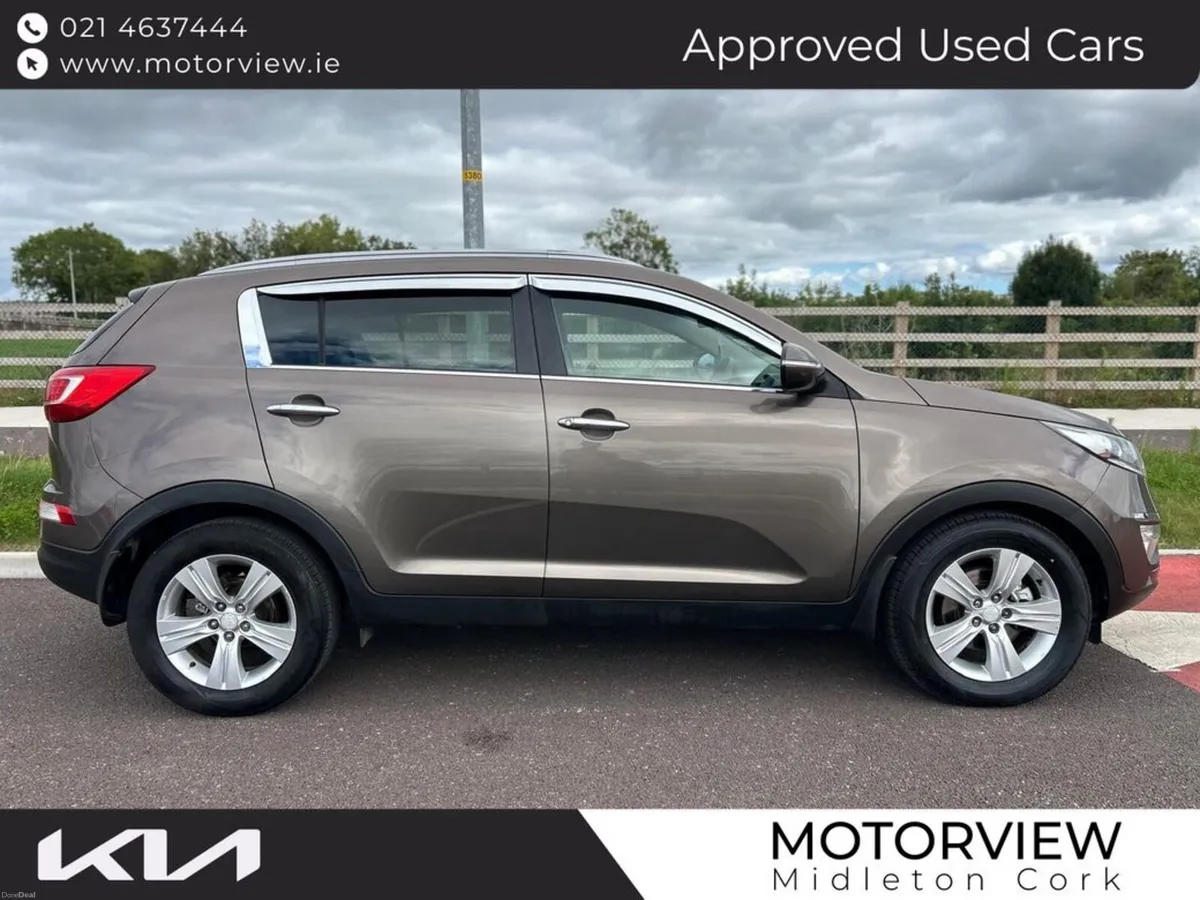 Kia Sportage 1.7D IMMACULATE CONDITION, LIKE NEW F - Image 4