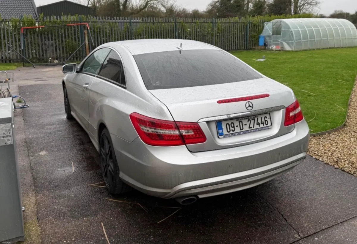 2009 Mercedes E-class coupe, NCT 02/27 - Image 3