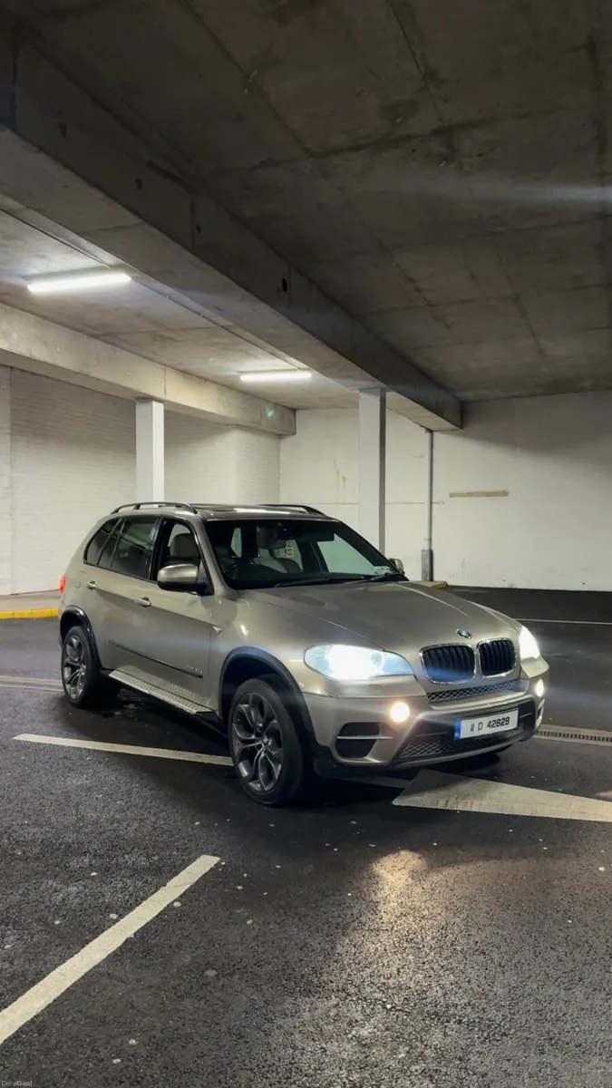 E70 X5 3.0D Msport - Image 2
