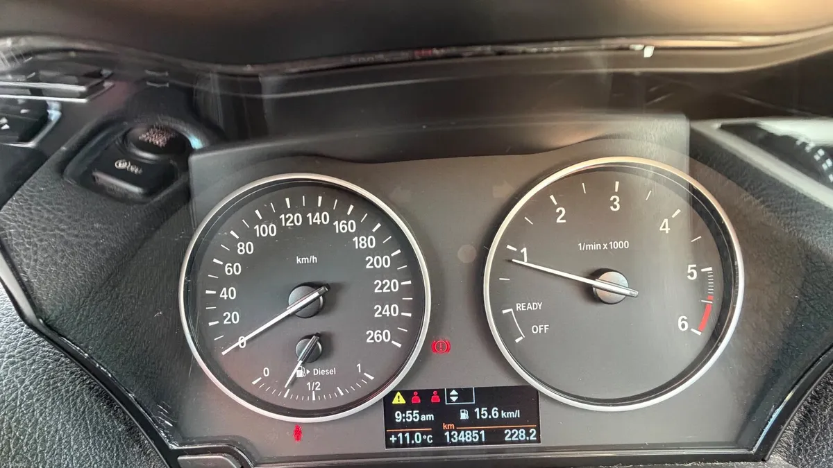 BMW 2-Series 2015 - Image 3