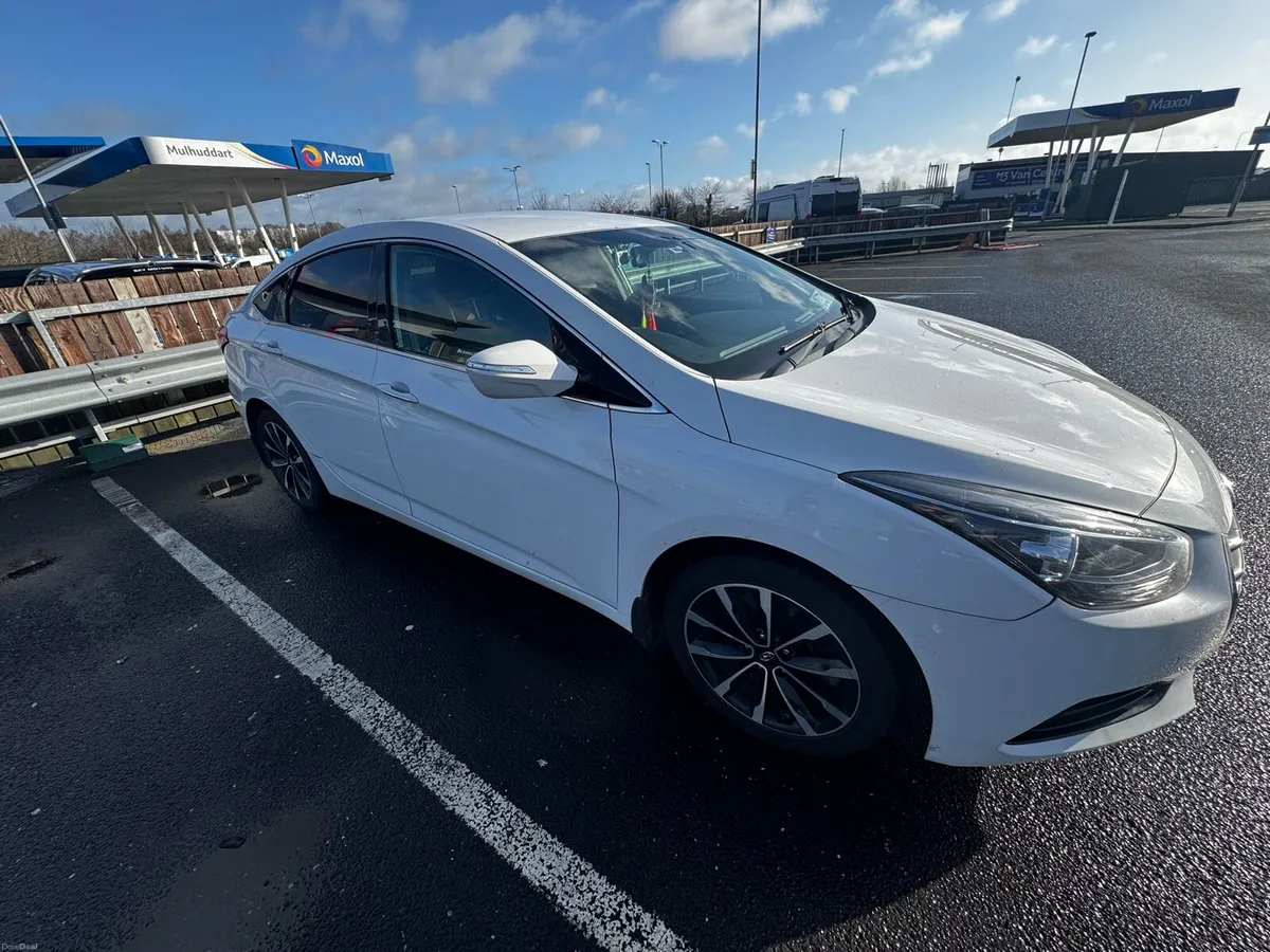 Hyundai i40 - Image 1