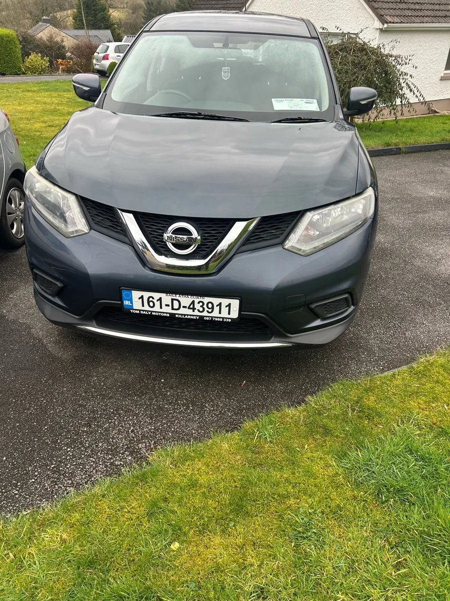 For sale 2016 Nissan x trail diesel 7 seater - Image 1