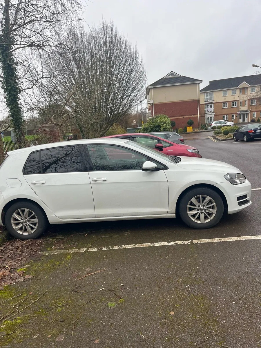 Volkswagen Golf - Image 2