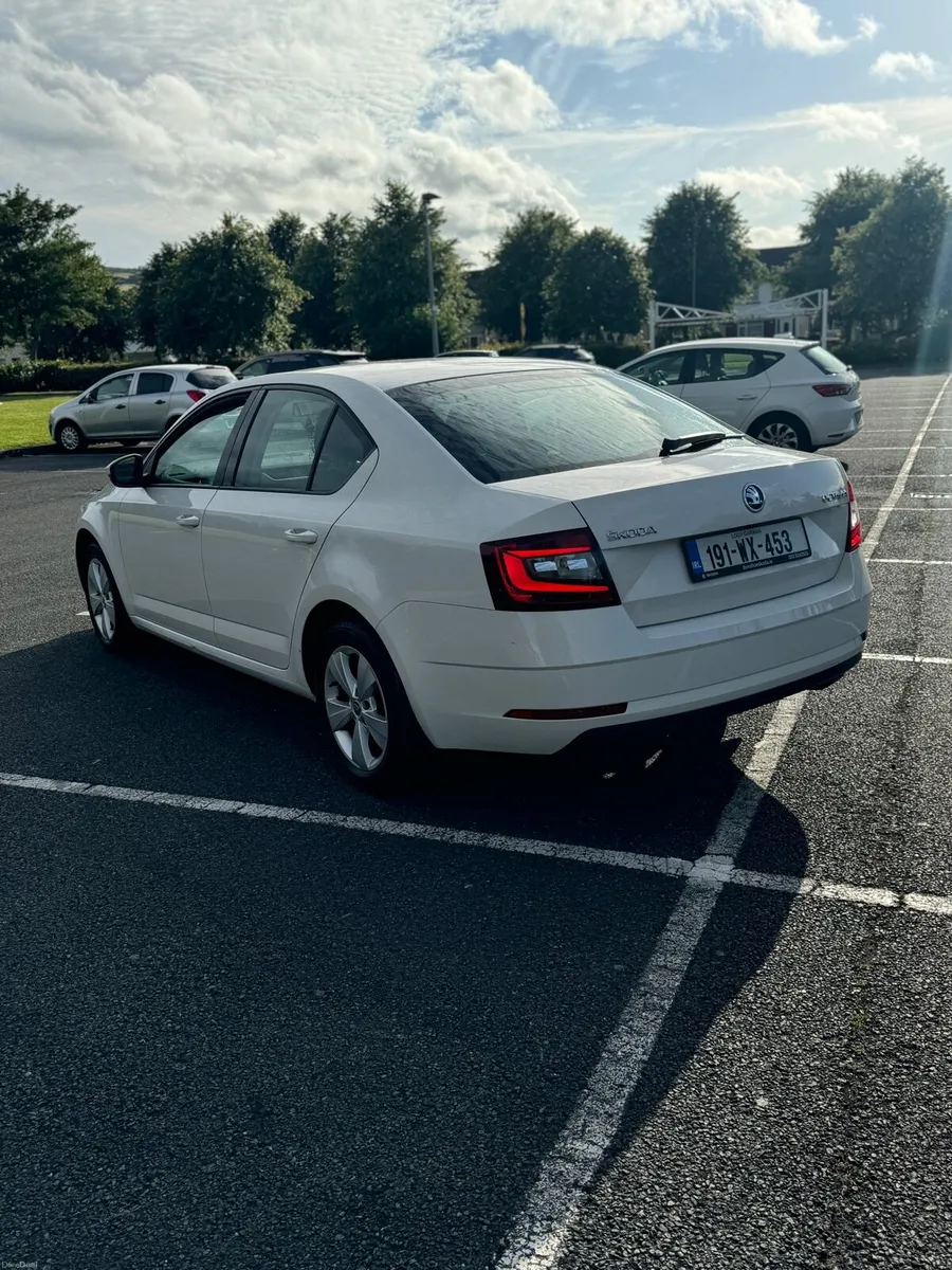 Skoda Octavia 191, 140km - Image 2