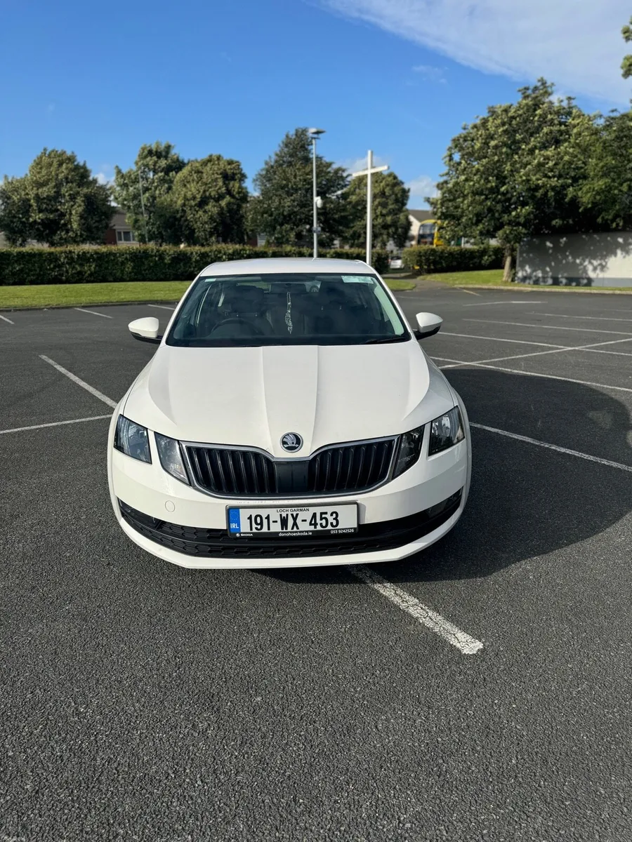 Skoda Octavia 191, 140km - Image 3