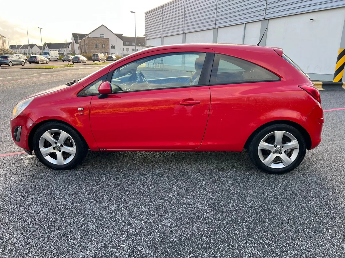 Opel corsa 1.2 petrol Tax 07-2026 NCT 03-2026 - Image 4