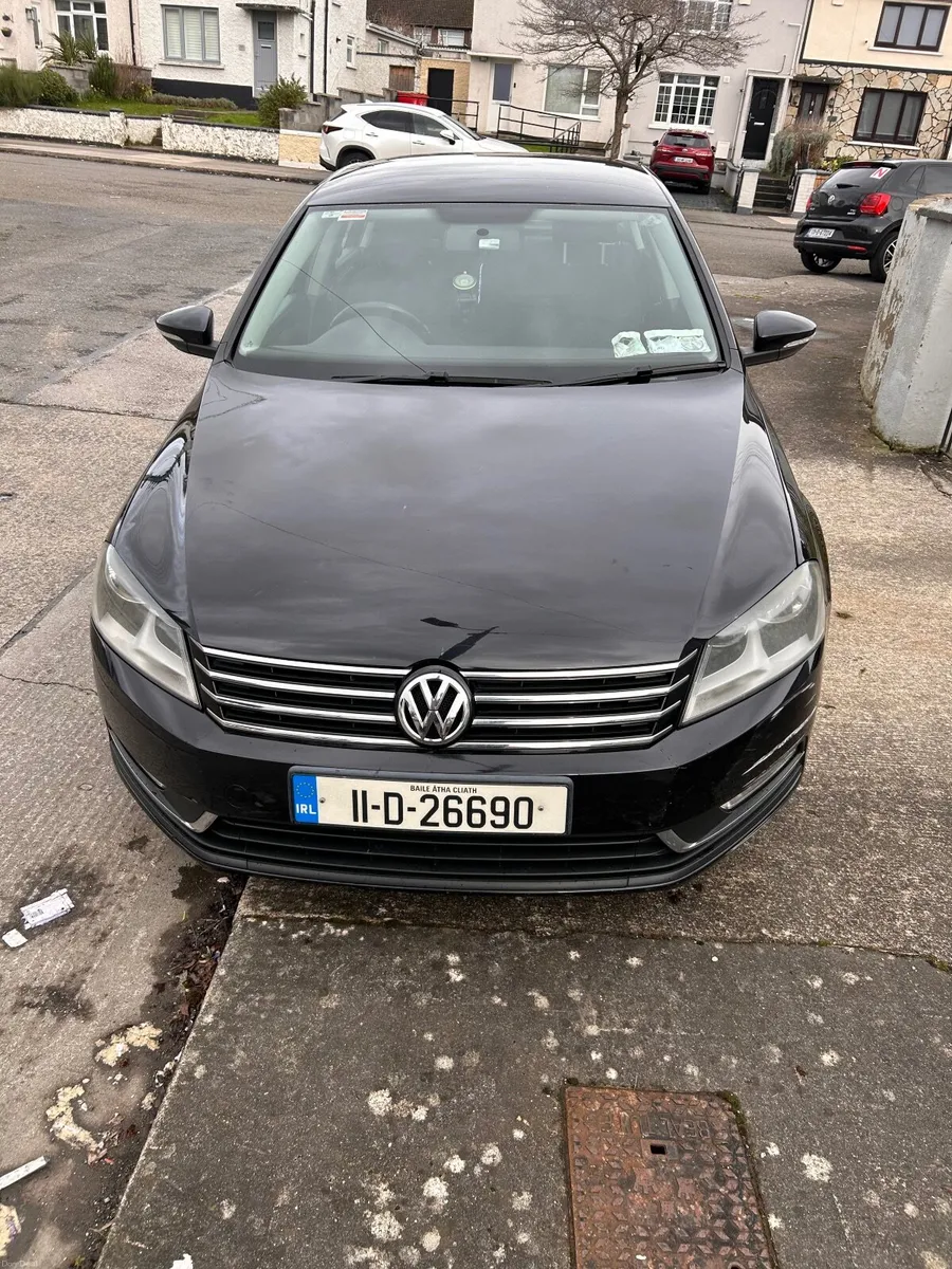 Volkswagen Passat 2011 - Image 1