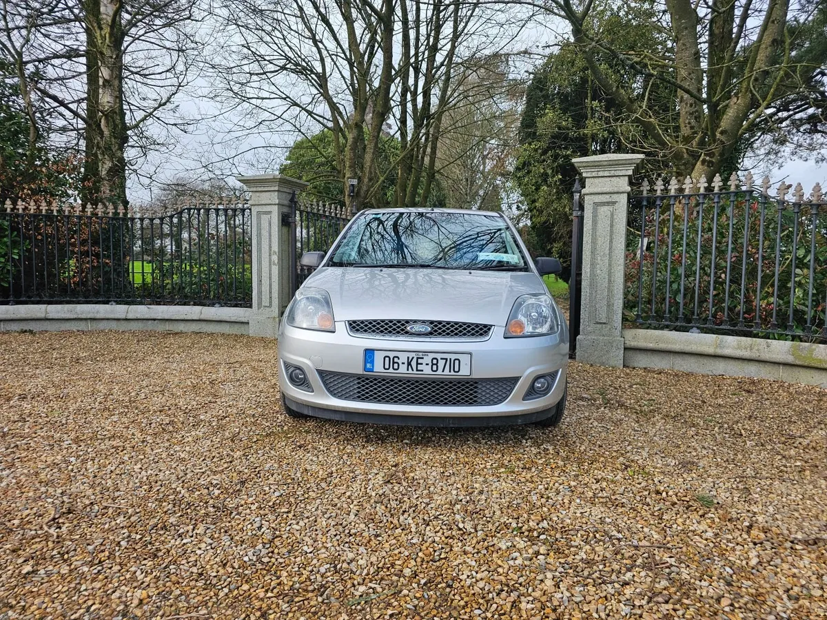 Ford Fiesta 2006 - Image 2