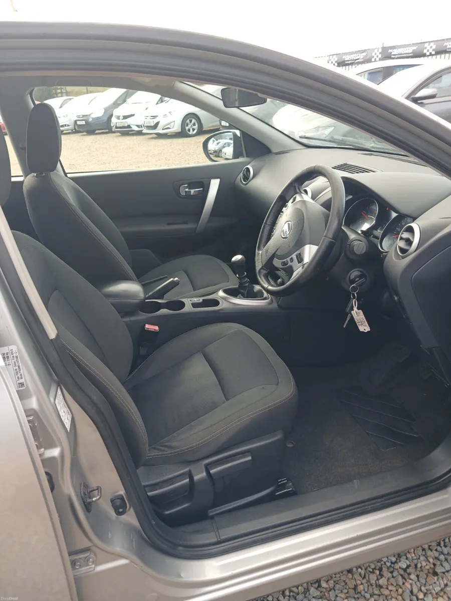 Nissan Qashqai 2012 dsl great condition - Image 2