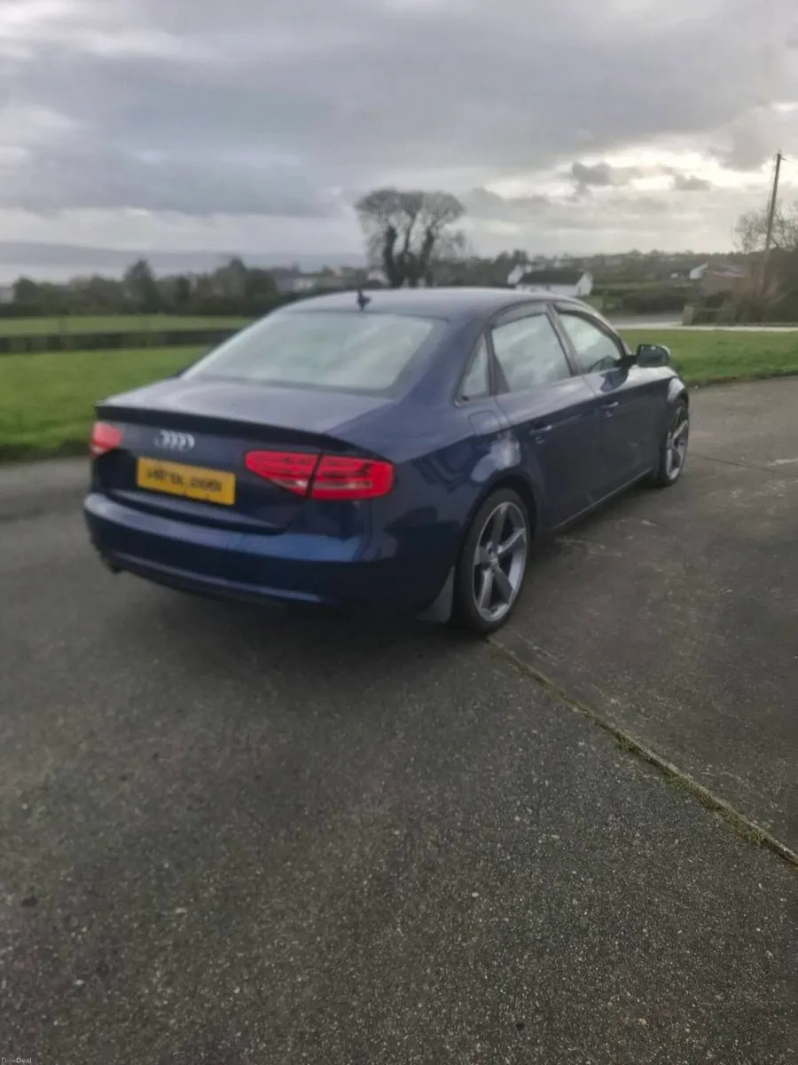 Audi A4 - Image 2